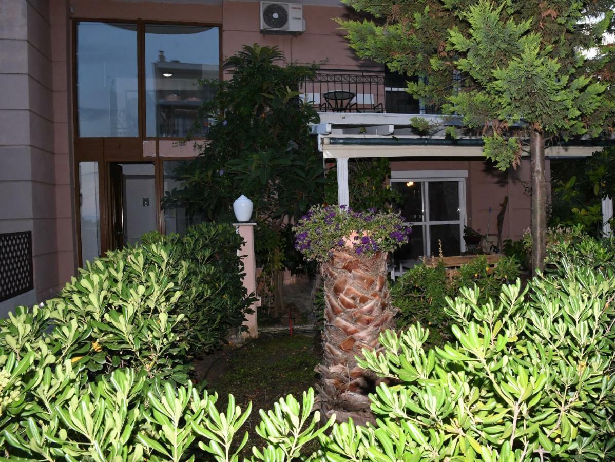 Studio On The Beach With Private Garden Agia Triada  Zewnętrze zdjęcie