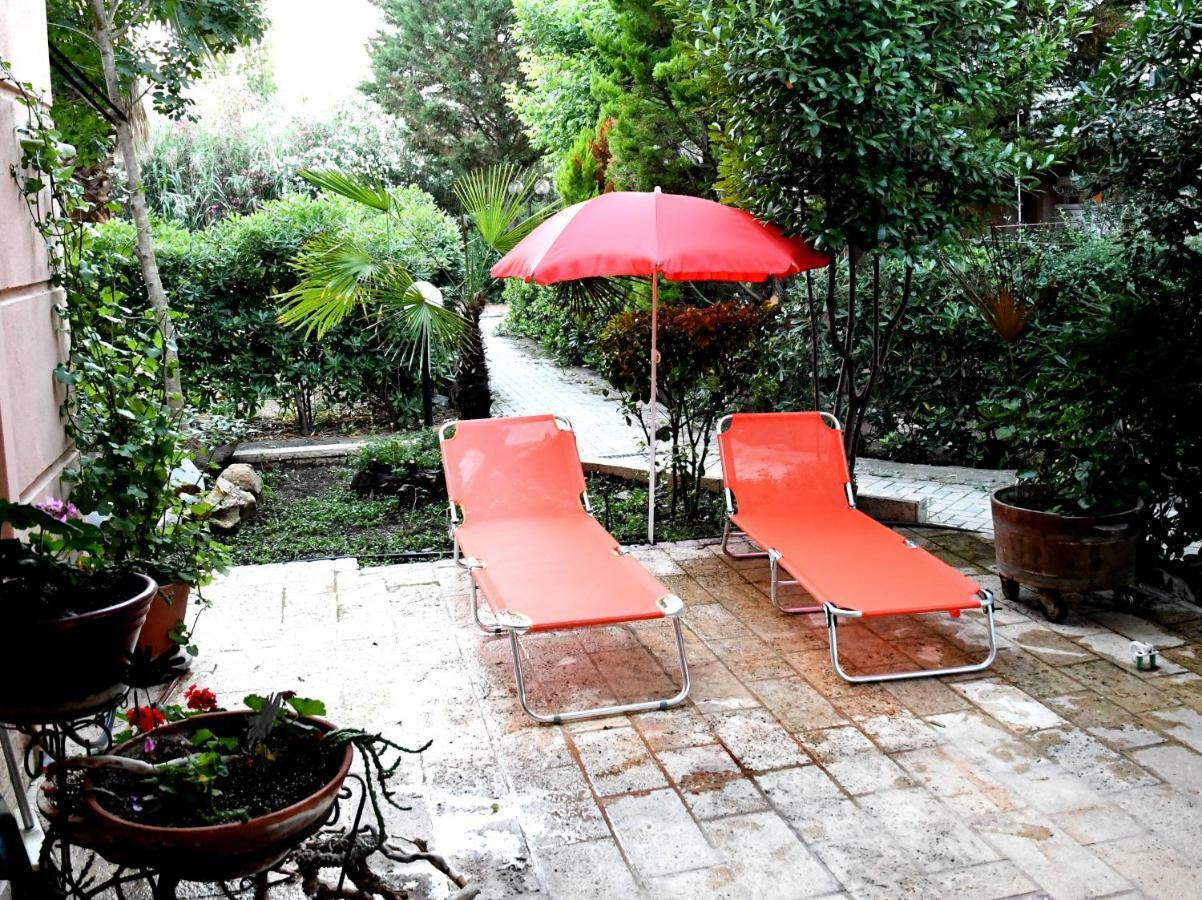Studio On The Beach With Private Garden Agia Triada  Zewnętrze zdjęcie