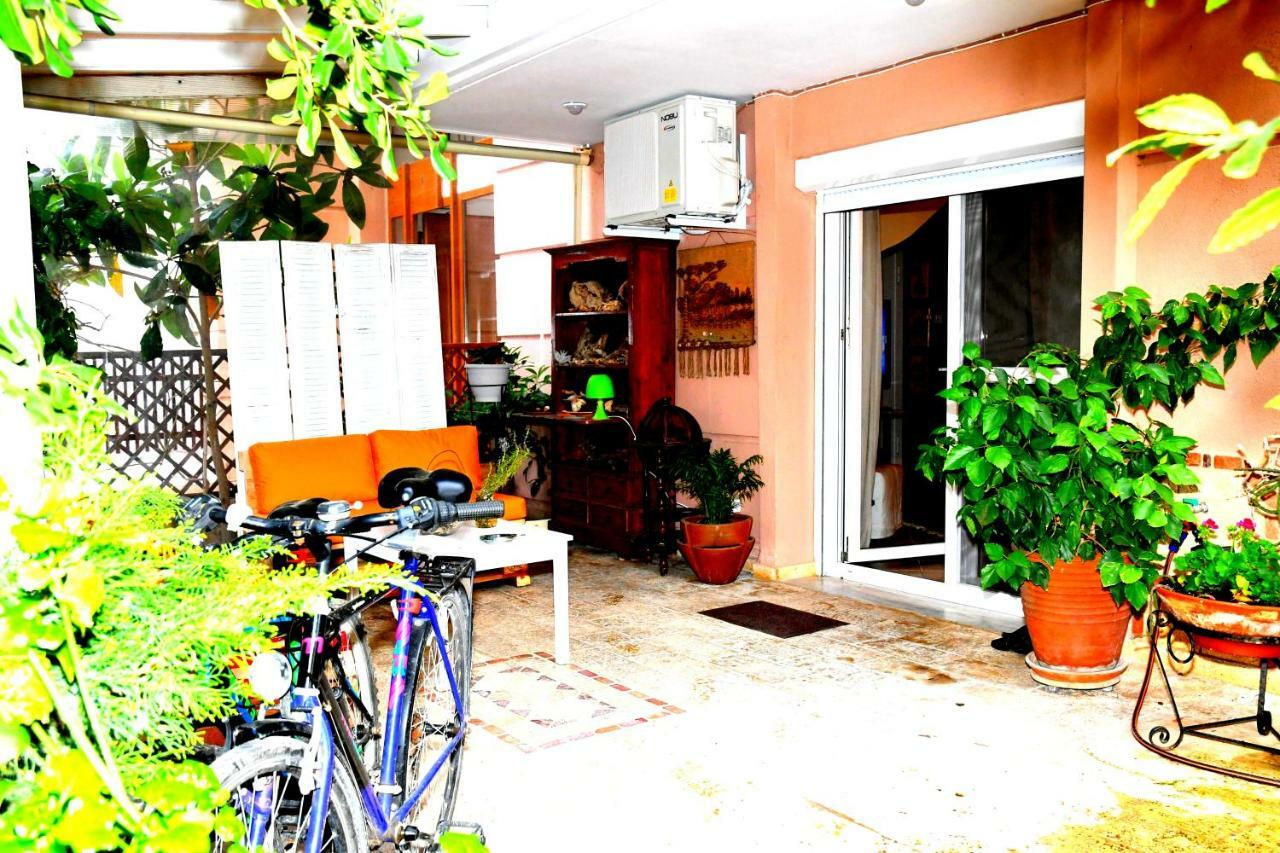 Studio On The Beach With Private Garden Agia Triada  Zewnętrze zdjęcie